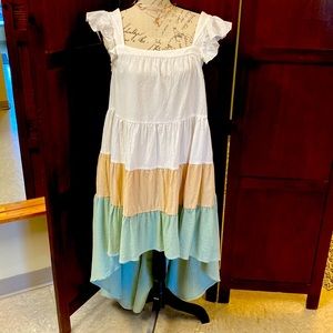 Bi low ruffle dress.